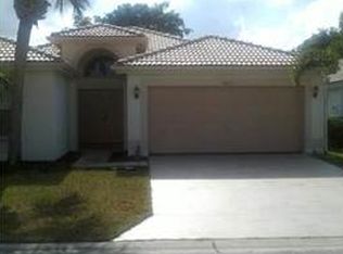 3820 Newport Ave, Boynton Beach, FL 33436