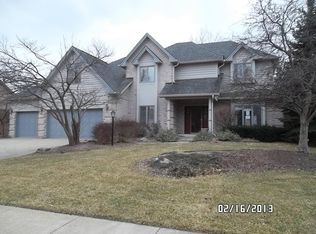 5079 Huntington Dr, Carmel, IN 46033
