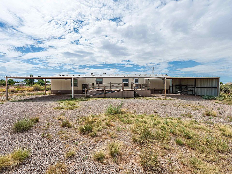 1st image of 102 Desert Trl