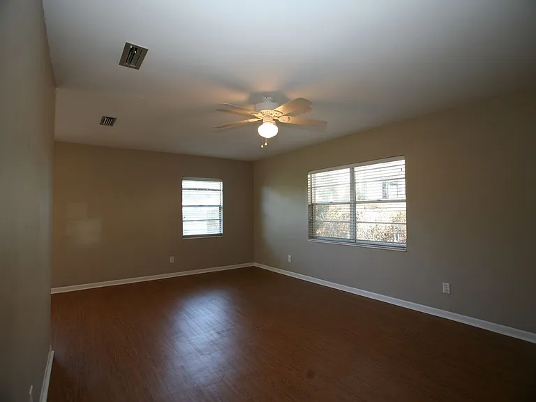 21804 Marlin Ave — Photo 15