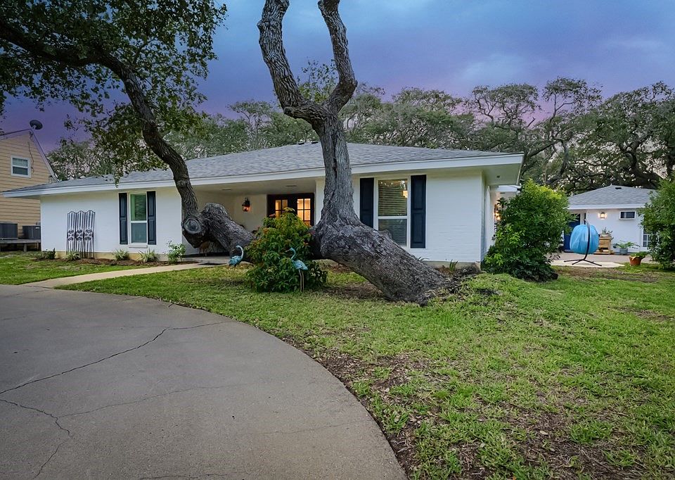 1st image of 2011 Cochran Ln