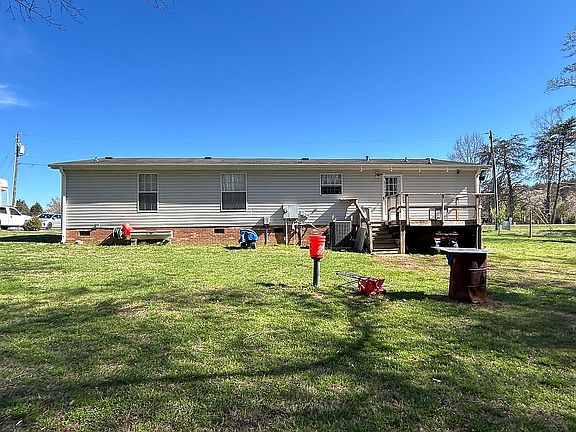 2nd image of 1090 Chestnut Grove Rd