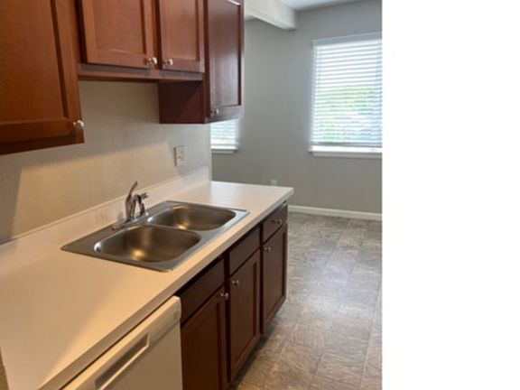 3rd image of 3435 W 4th Ave APT 1