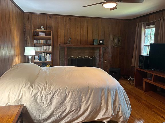 5th image of 1205 Brookwood Cir