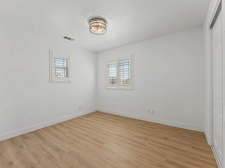 12326 White Horse Ct — Photo 26