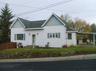 321 E Thorn St, Colfax, WA 99111