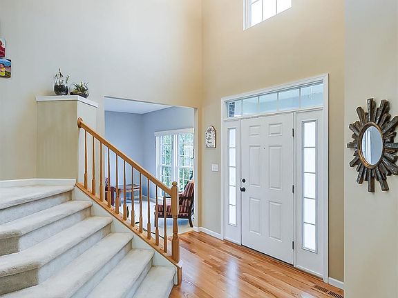 3rd image of 5443 Woodmansee Way