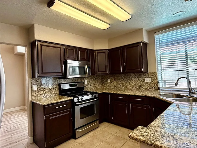 1969 Canyon Breeze Dr — Photo 12