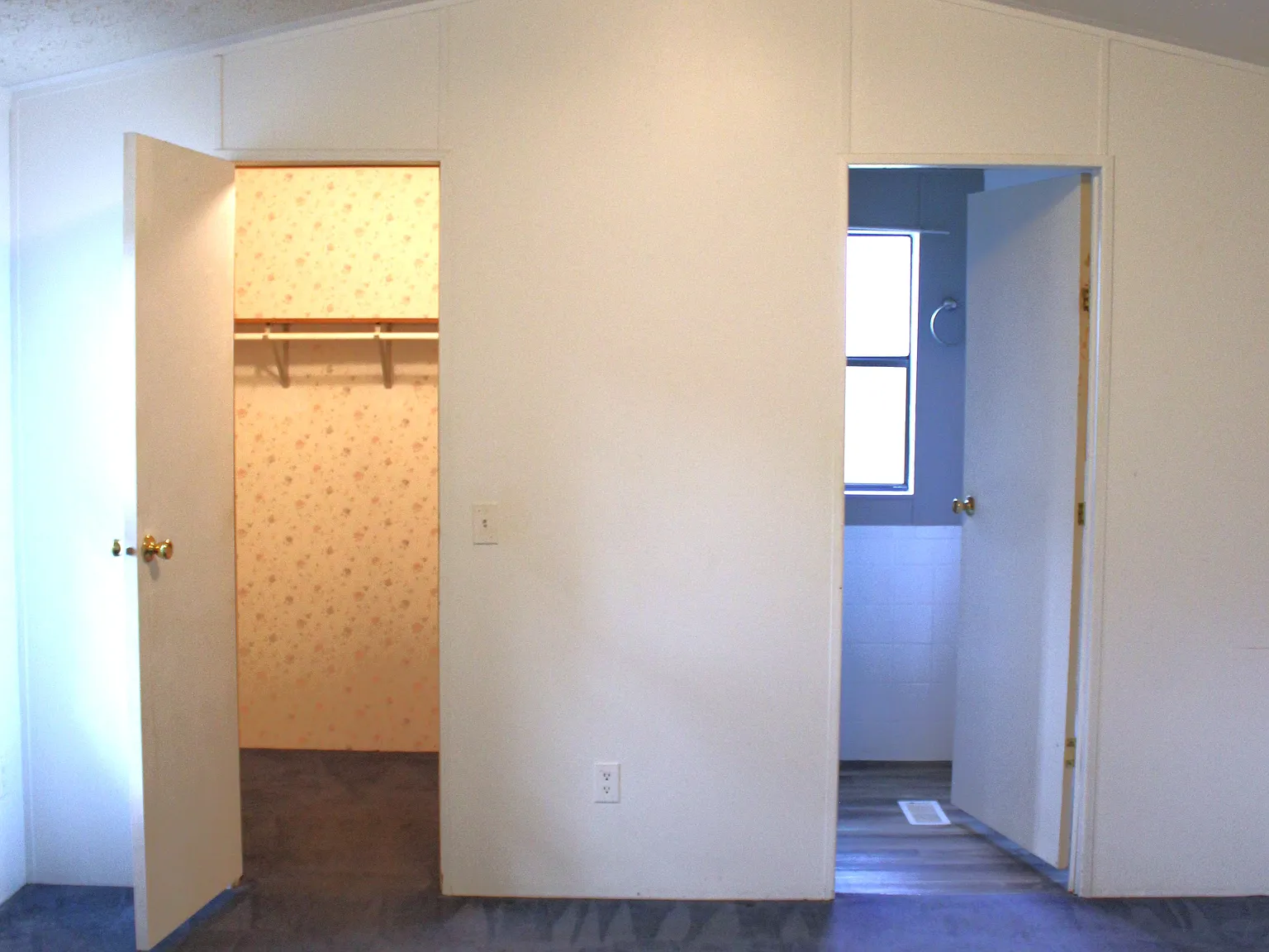 2 bed, 1.5 bath, 924 sqft, $1,250 — Photo 3