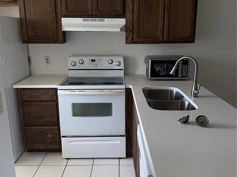 22523 Westchester Blvd #A201 — Photo 9