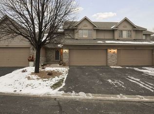 3694 Pond View Point, Eagan, MN 55122