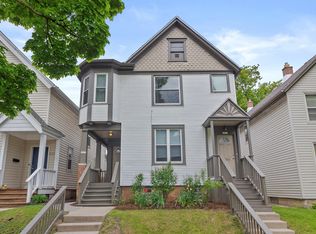 2413 N Oakland Ave #2415, Milwaukee, WI 53211