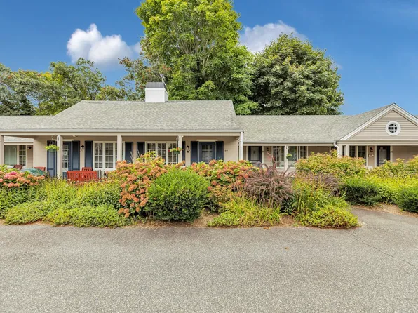 405 Lower County Rd #22, Harwich Pt, MA 02646
