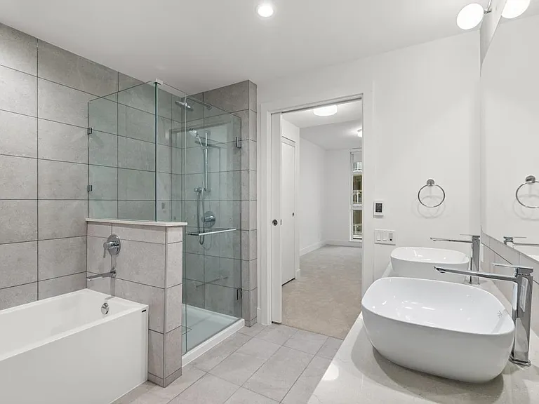 2325 Emery Ct #204 — Photo 16