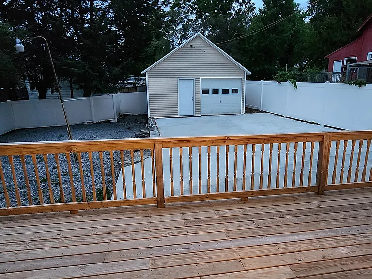 720 Main St #1 — Photo 22