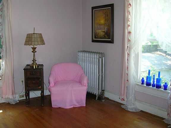 Bedroom 2 second floor