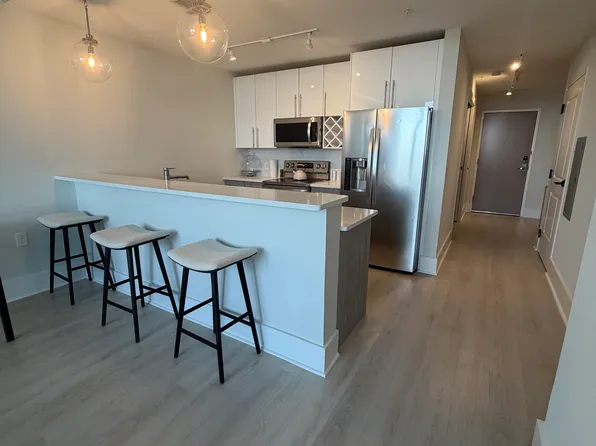 250 Coles St #1703, Jersey City, NJ 07310