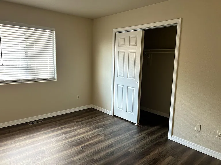 3000B Municipal Dr #B — Photo 10