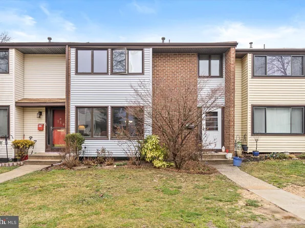 154 Bennington Dr, East Windsor, NJ 08520