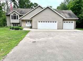 685 Bluffs Rd NW, Alexandria, MN 56308
