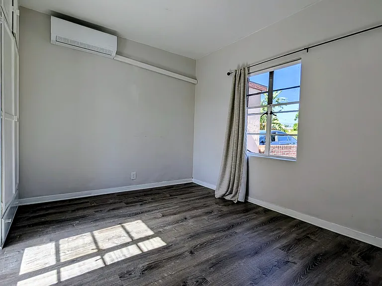 9103 Duarte Rd #B — Photo 11