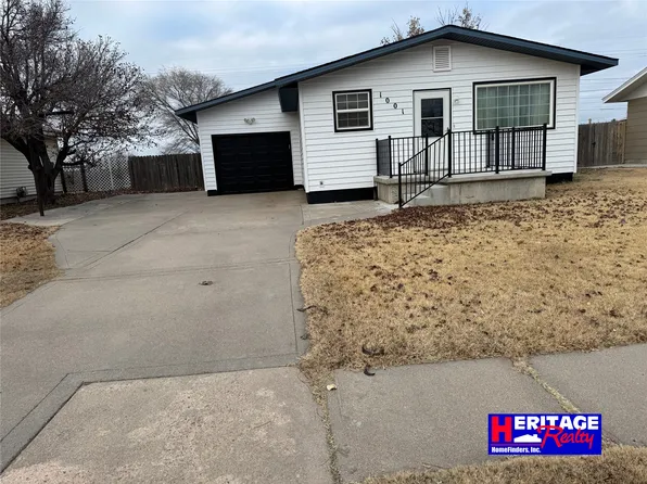 1001 W Campbell St, Garden City, KS 67846