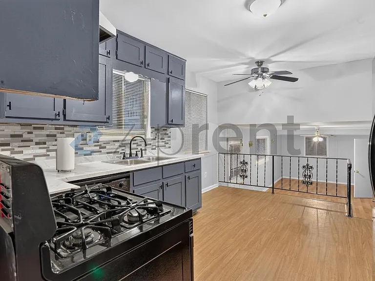 4519 Raleigh Dr — Photo 9