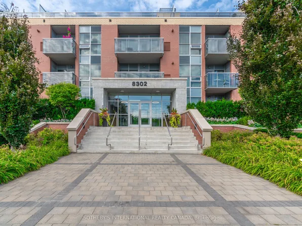 8302 Islington Ave #209, Vaughan, ON L4L 0E6