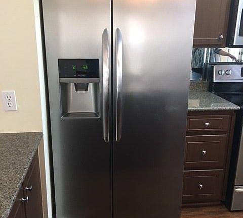 side by side refrigerator