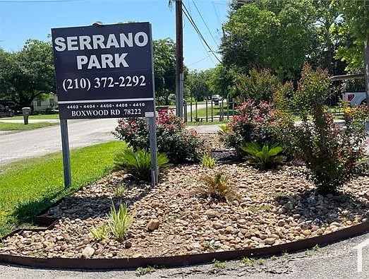 4404 Boxwood Rd #2 — Photo 4