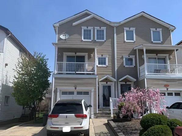 631 Travis Ave, Staten Island, NY 10314