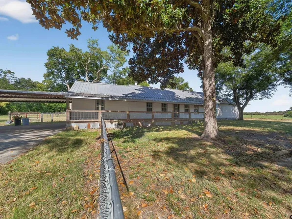 443 State Highway 110, Rusk, TX 75785