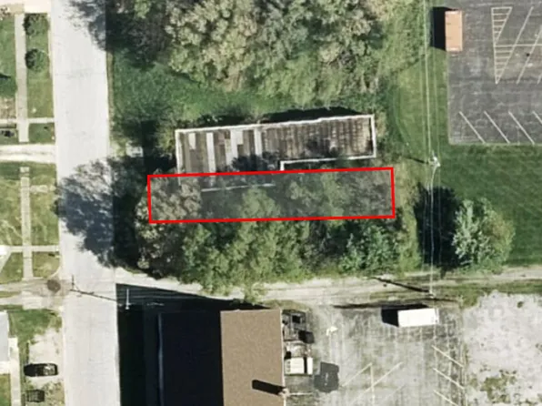 13841 S Monticello Ave, Robbins, IL 60472