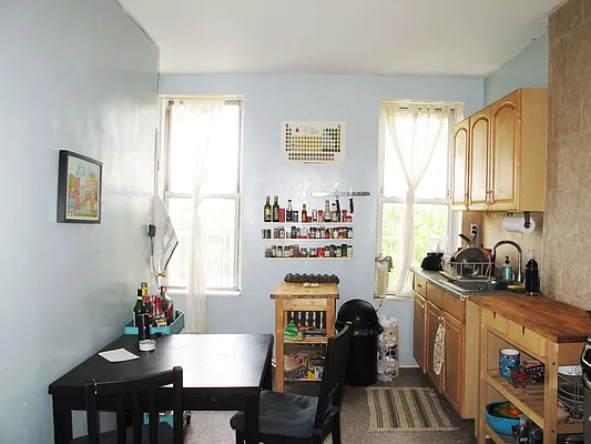Rented by Stewart Harrison LLC | media 19