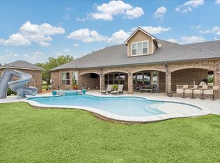 527 Lily Ln, Rosharon, TX 77583