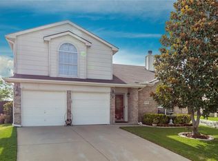 10228 Scurry Ct, Fort Worth, TX 76108