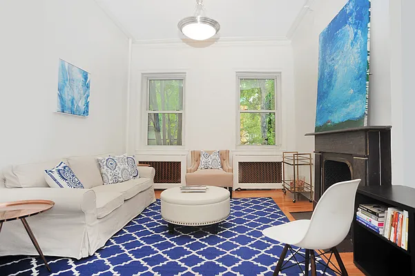 Rented by R New York | media 36