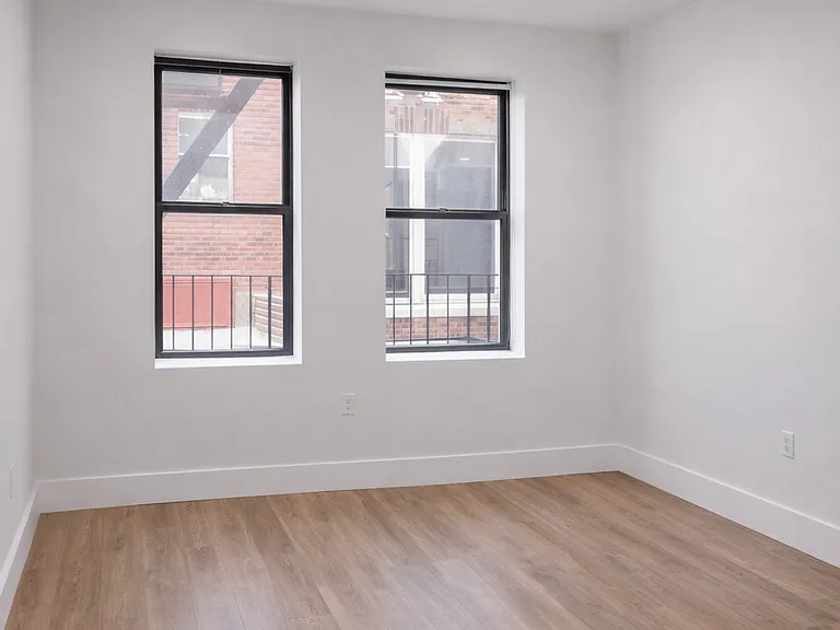 98-07 37th Ave #2A — Photo 3