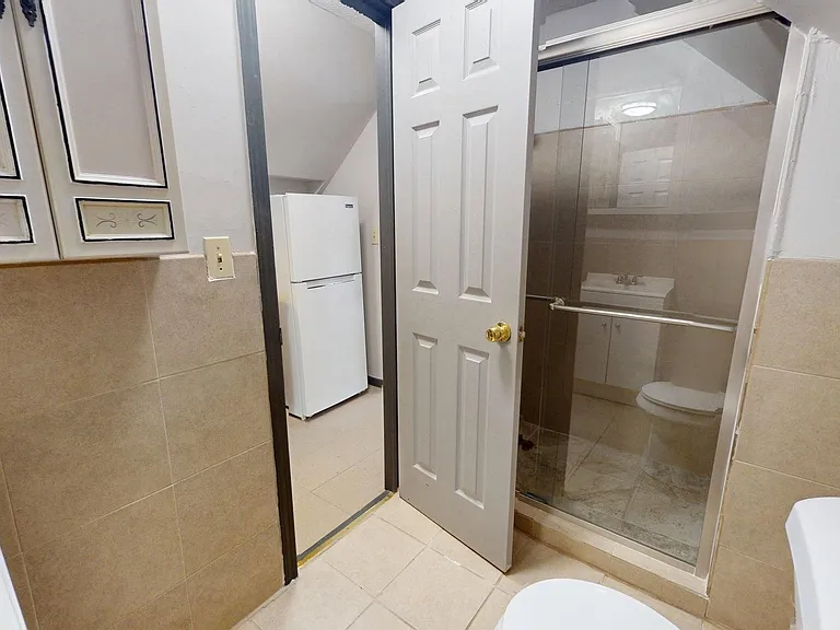 3334 W 82nd St — Photo 25