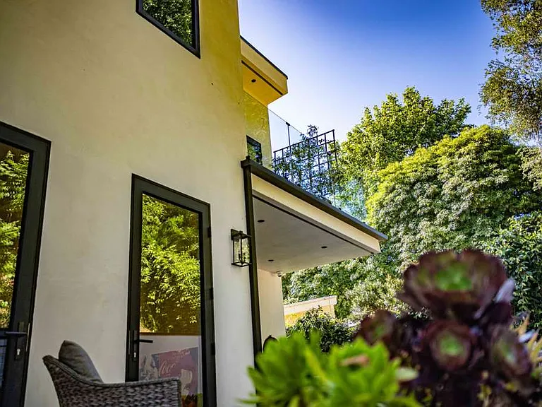 1734 N Beverly Glen Blvd — Photo 9