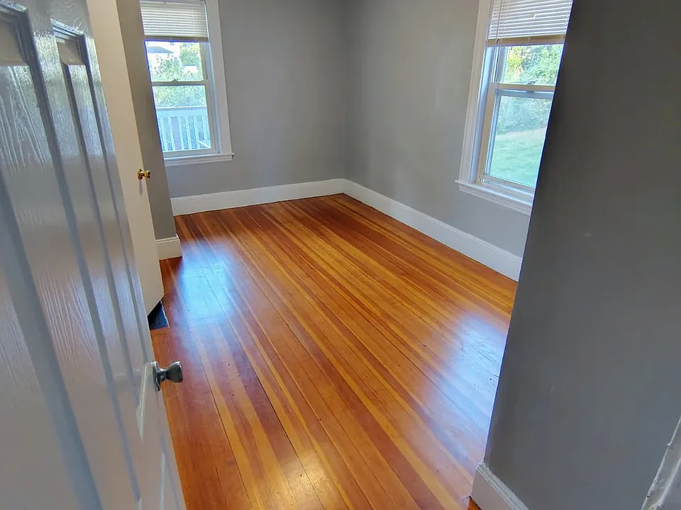 29 W Tremlett St #1