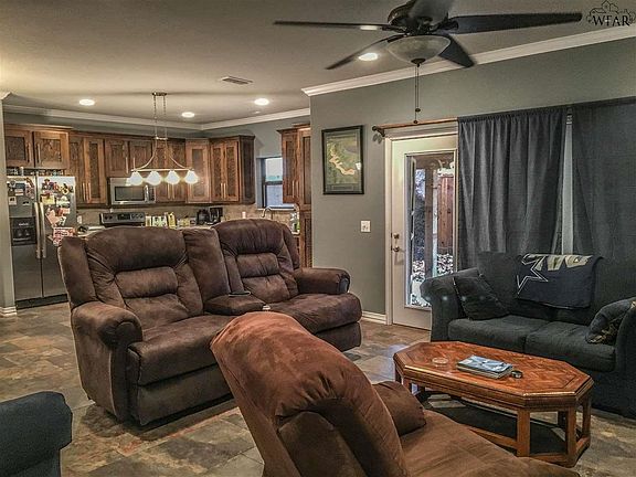3rd image of 4110 Picasso Dr