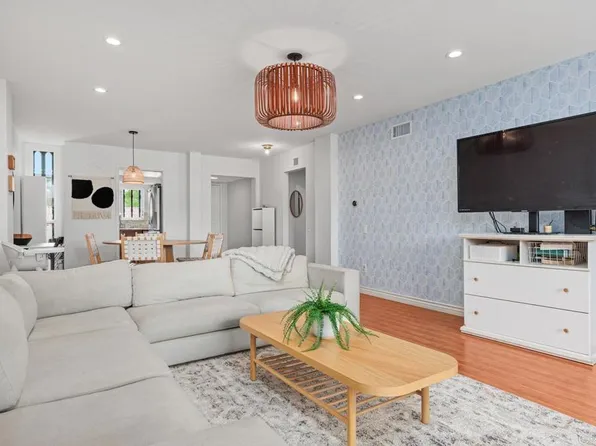 12188 Rancho Bernardo Rd #B, San Diego, CA 92128