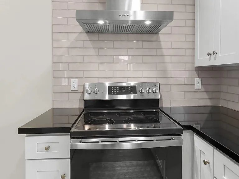 2823 S Corning St #5 — Photo 12