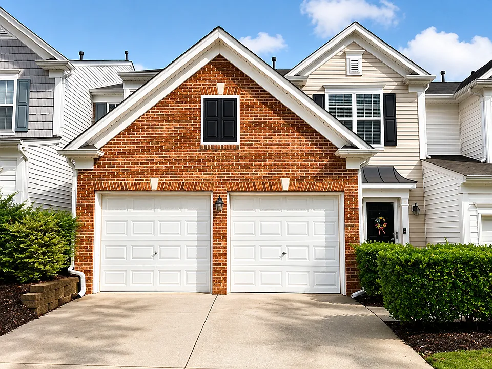 7711 Tanby Ct
