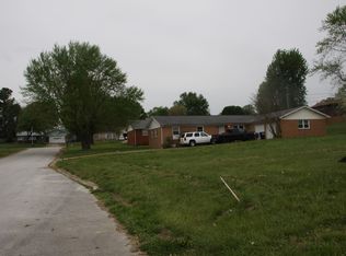 4 Kenilworth St, Harrison, AR 72601