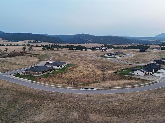 2nd image of 5 Pronghorn Rd