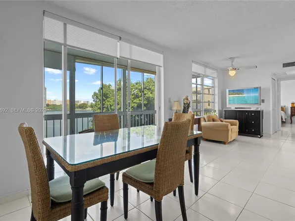 2999 Point East Dr APT C502, Aventura, FL 33160