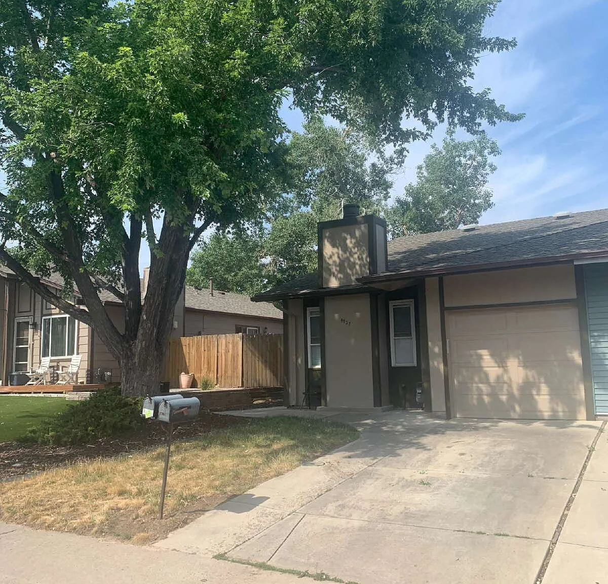3 bed, 2.0 bath, 1280 sqft, $2,300 — Photo 1