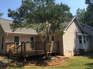 3909 Cotswold Dr, Lilburn, GA